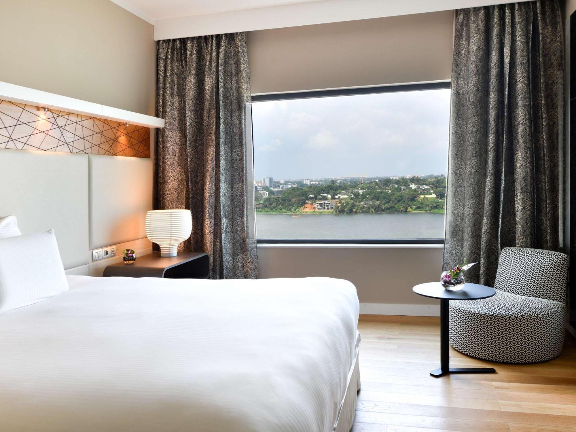 Pullman Abidjan Hotel Exterior photo