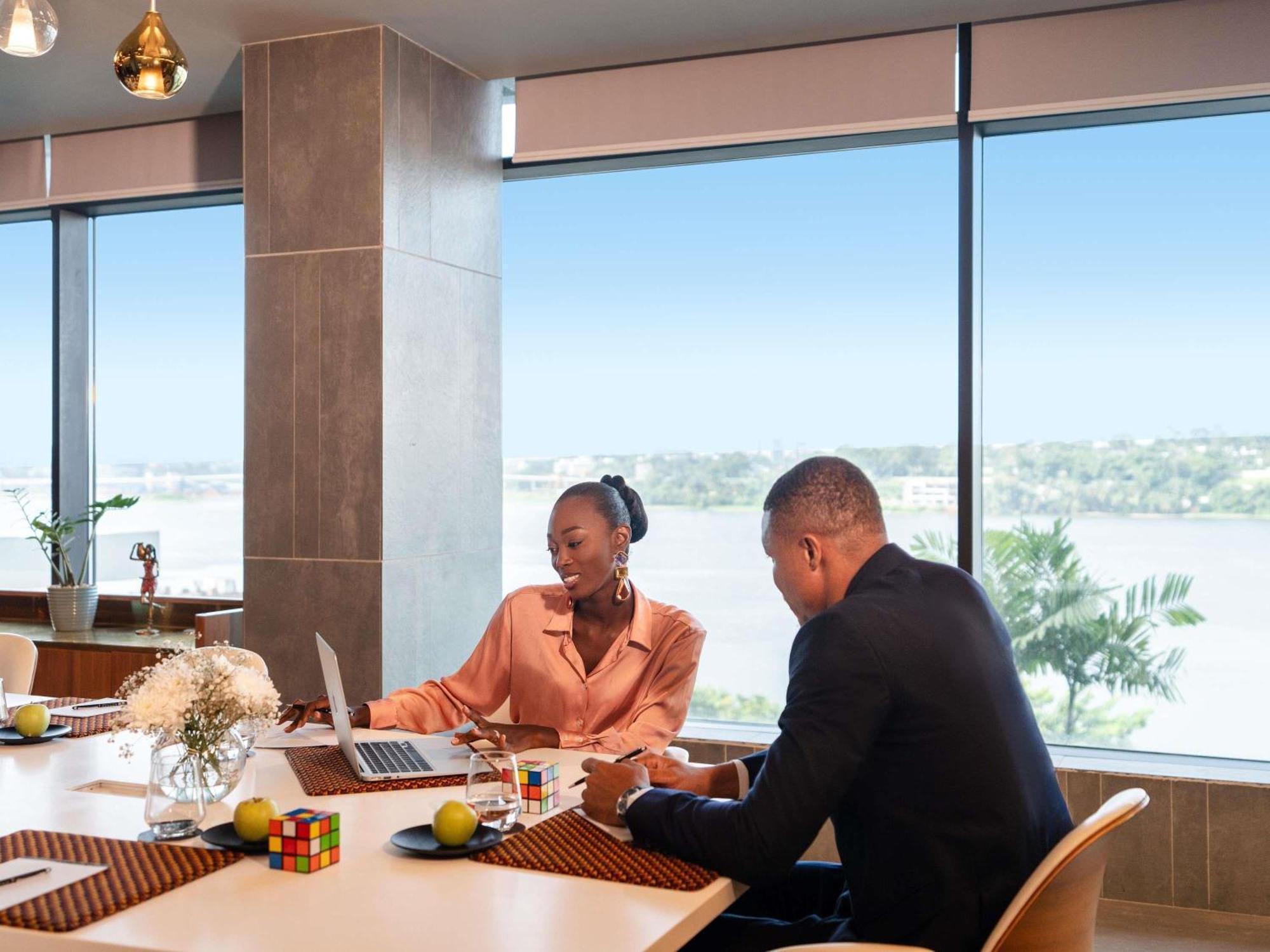 Pullman Abidjan Hotel Exterior photo